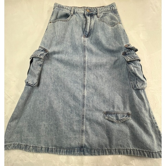 The Unbranded Brand Dresses & Skirts - Denim‎ A-Line Skirt Womens 26 Waist Cargo Pockets Heart Buttons